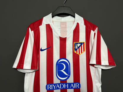 Atlético Madrids hemmatröja