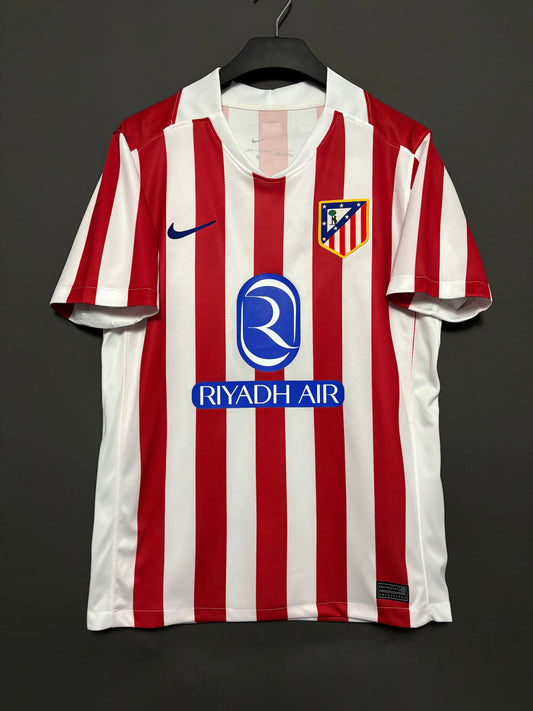 Atlético Madrids hemmatröja