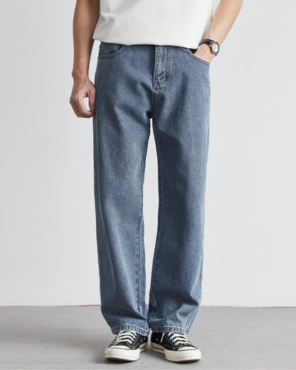 Tvättade indigofärgade klassiska raka denimjeans
