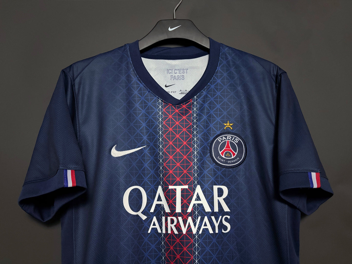 Paris Saint-Germain hemmatröja