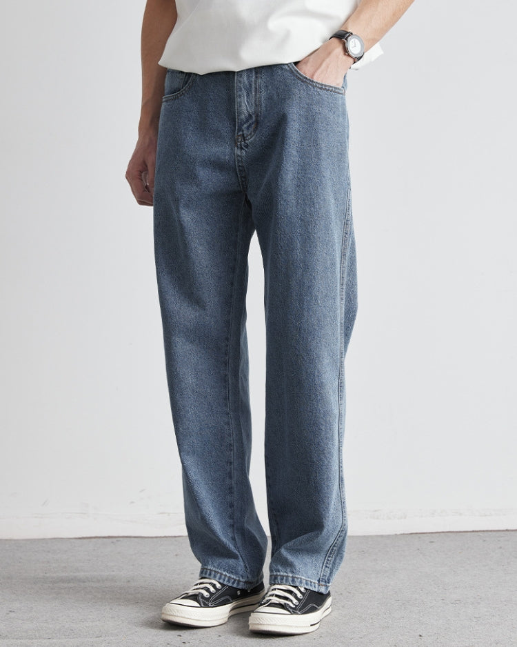 Tvättade indigofärgade klassiska raka denimjeans