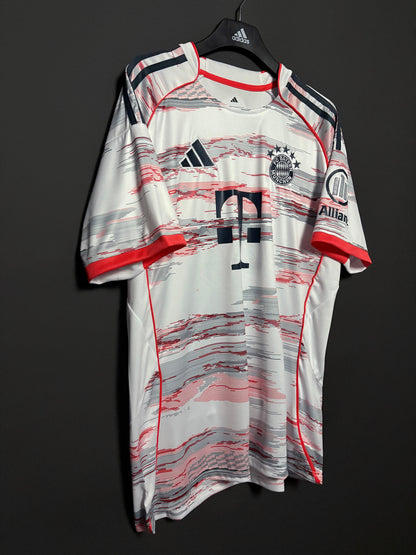 Bayern Münchens bortatröja