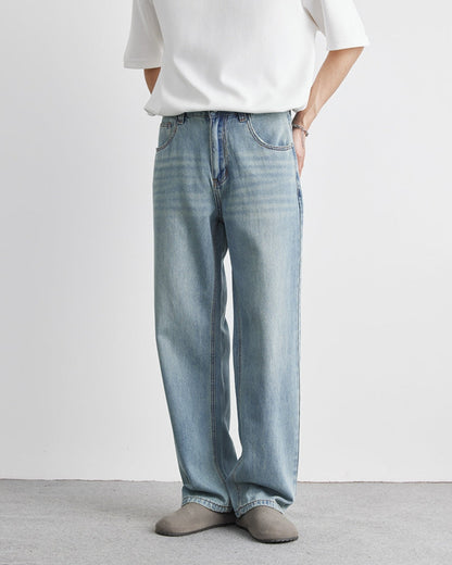 Avslappnad passform tvättade denimjeans