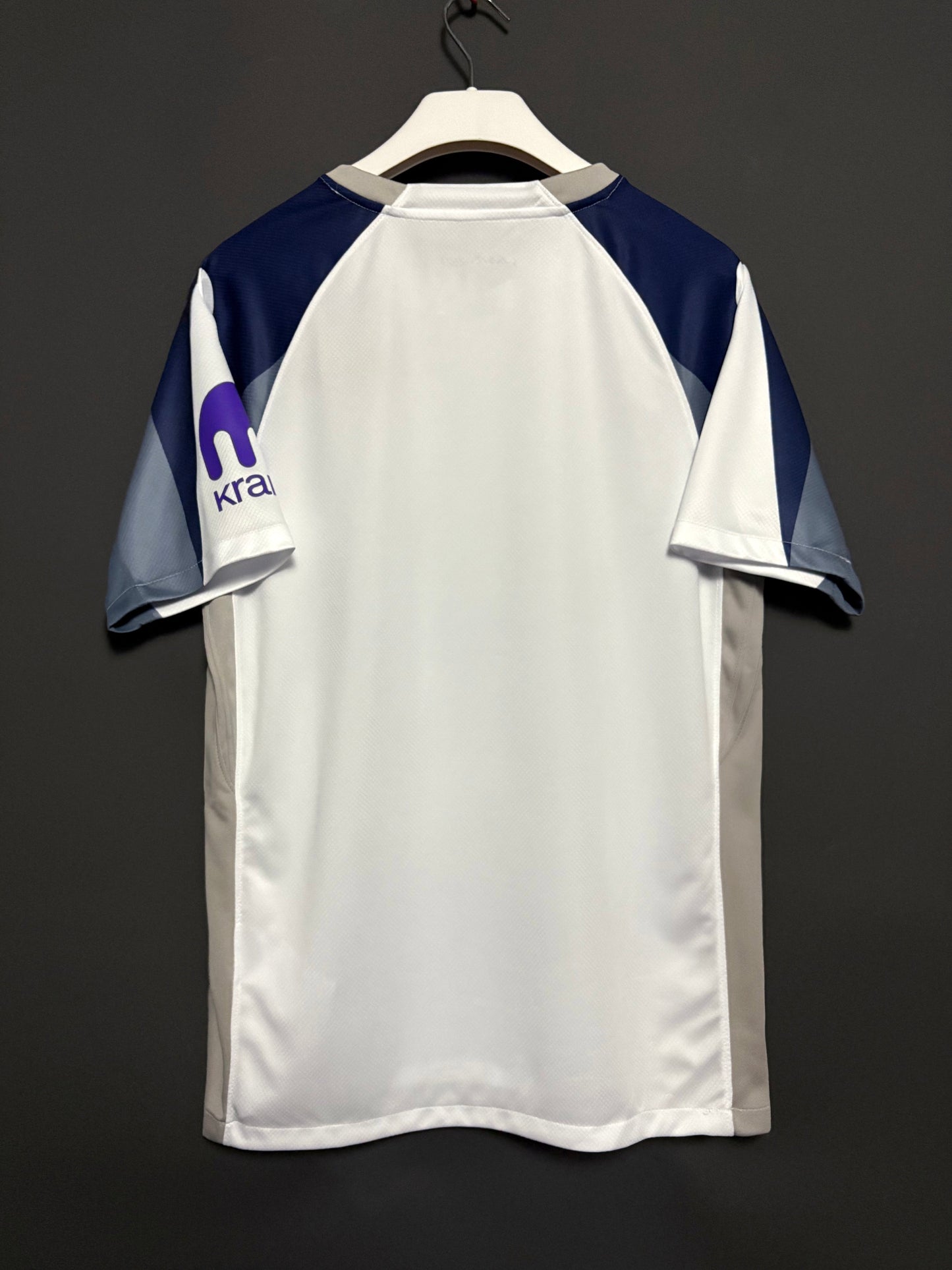 Tottenham Hotspurs hemmatröja