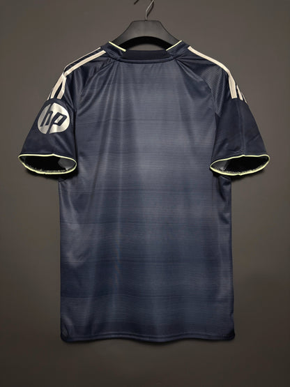 Real Madrids bortatröja