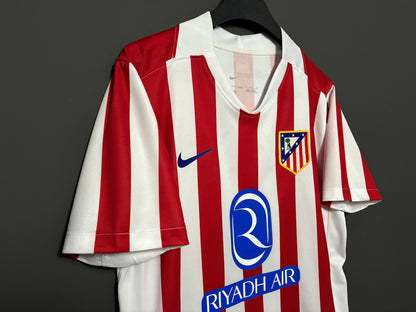 Atlético Madrids hemmatröja