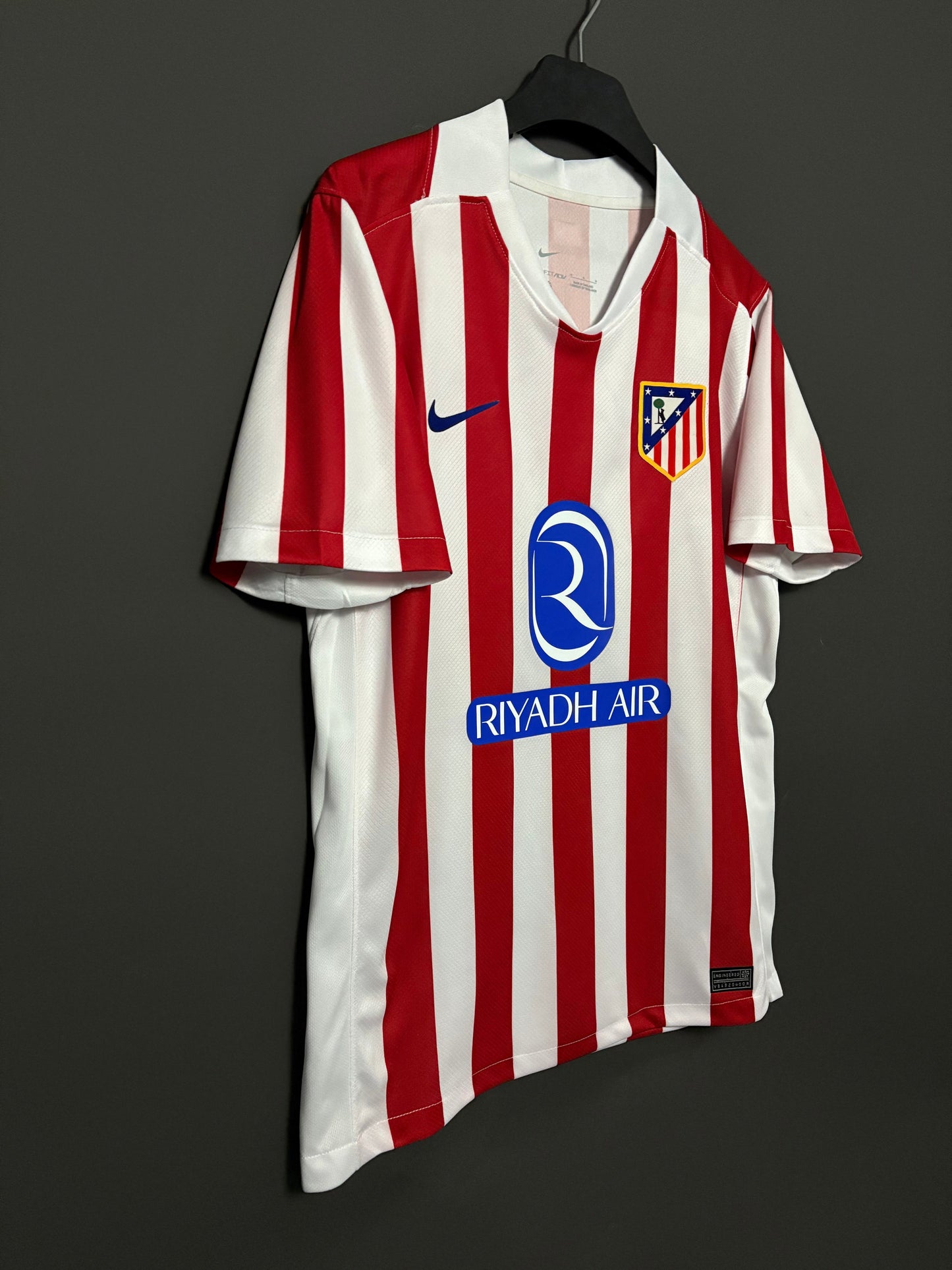 Atlético Madrids hemmatröja