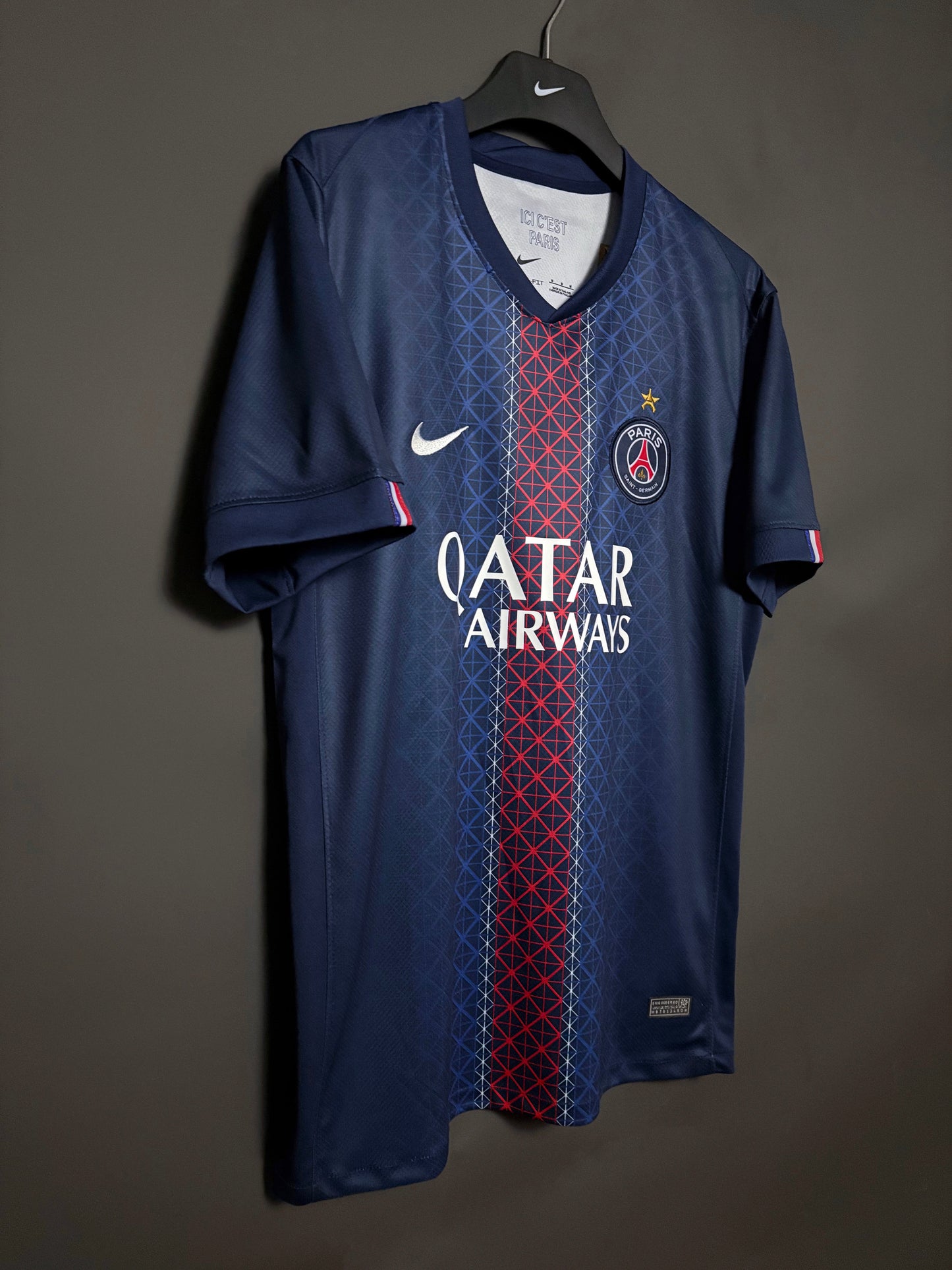 Paris Saint-Germain hemmatröja
