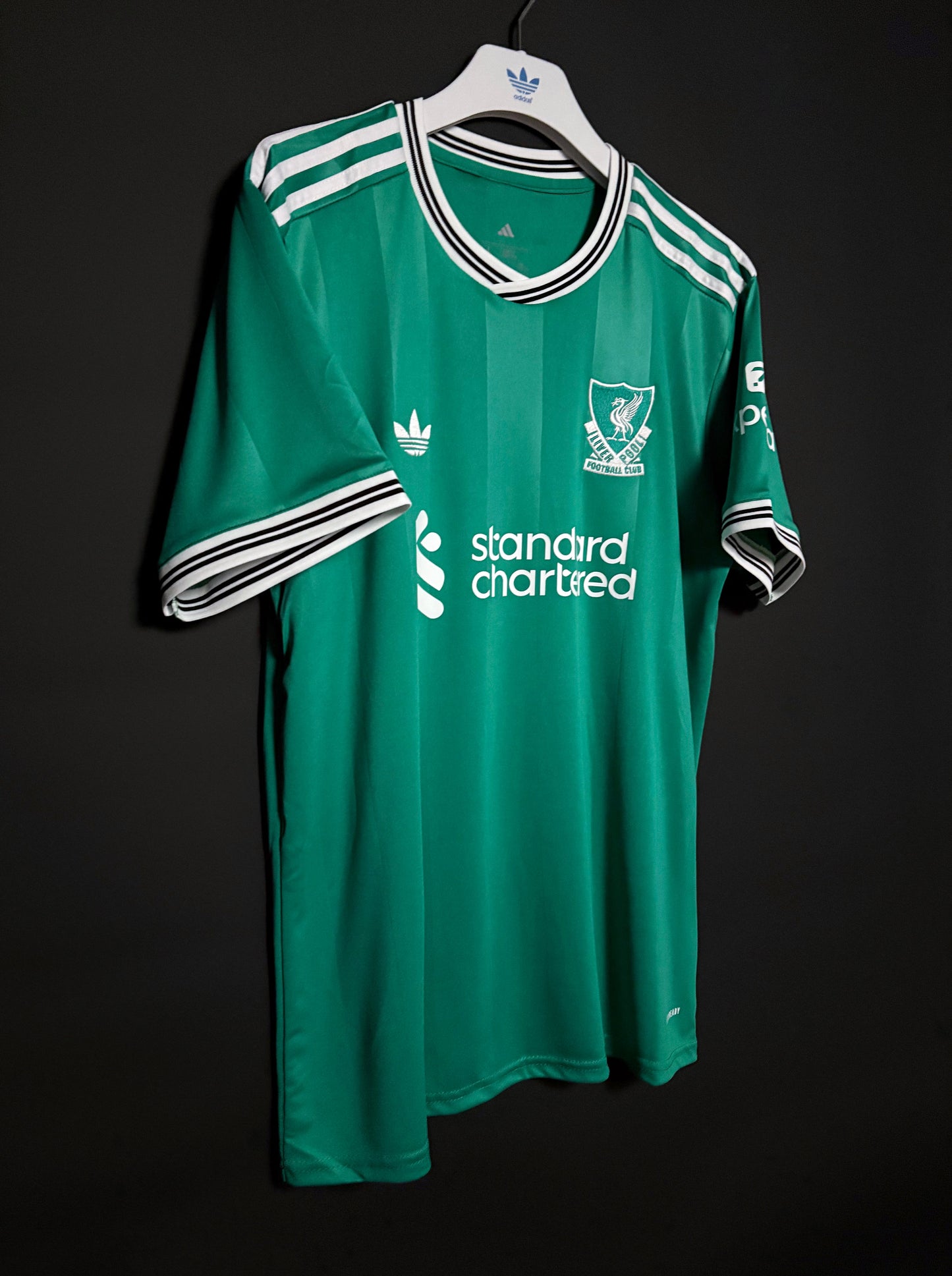Liverpools tredjetröja