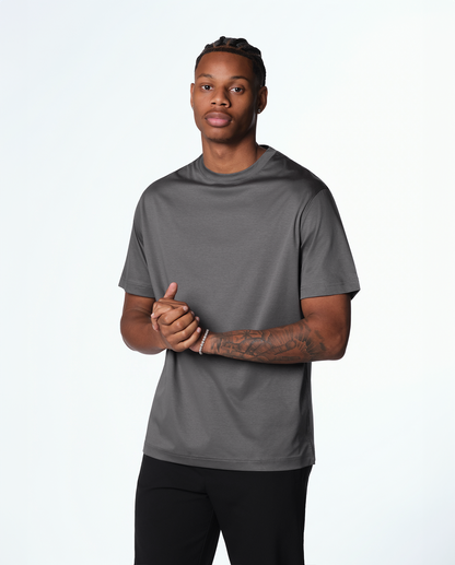 LYXIG T-SHIRT - GRÅ