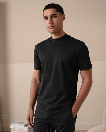 LYXIG T-SHIRT - SVART